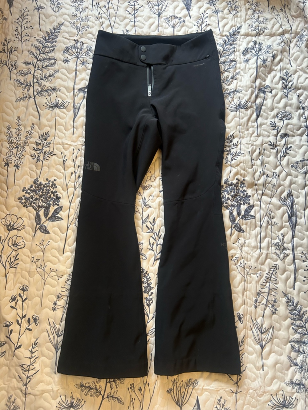 The North Face Snowga Stretchy Soft shell snow pants